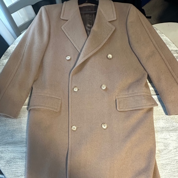 EUC Camel Overcoat (L) - Picture 1 of 9